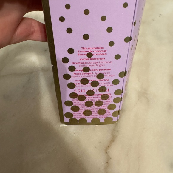 🆕🔥MARY KAY COCONUT 🥥 MOUSSE SCENT HAND CREAM&COCONUT🥥LIP BALM SOO SOFT NWT - Picture 5 of 6